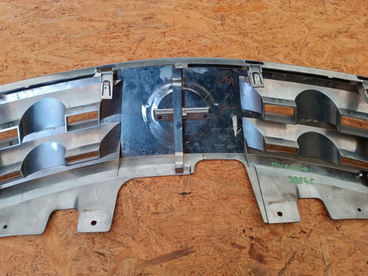 GRILLE GRILLE CALANDRE PARE-CHOCS AVANT 62310CA000 NISSAN MURANO Z50