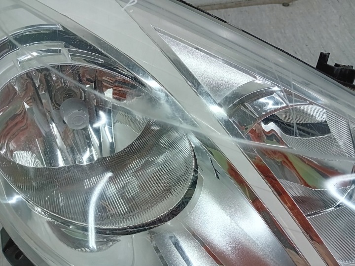 PHARE AVANT DROITE CITROEN C3 II 9673814380