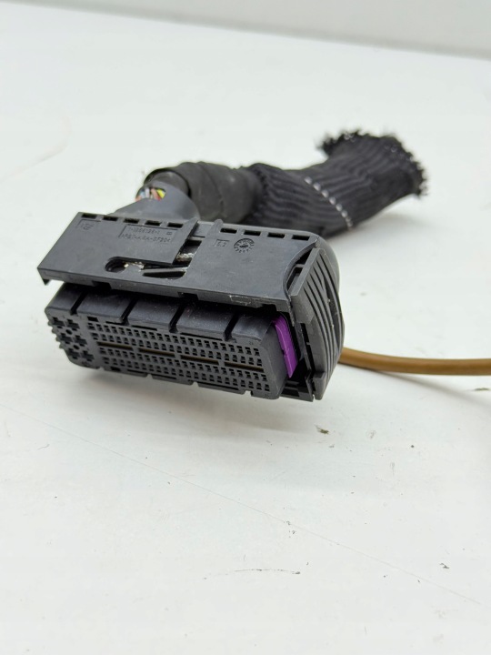 AUDI VOLKSWAGEN SKODA PUCE PUCE RACCORD FIL 3C0906385