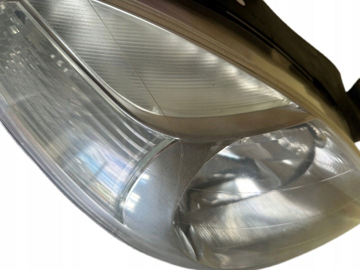 PHARE DROITE AVANT CITROEN XSARA PICASSO 89310180