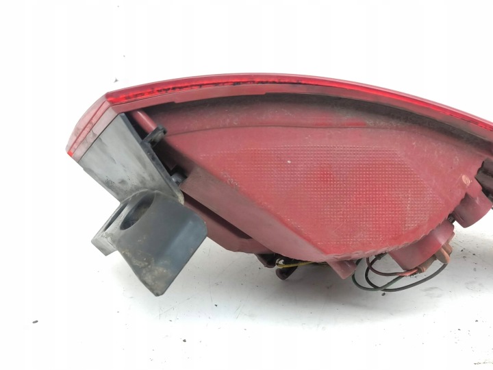 HYUNDAI SANTA FE 2013 PHARE ARRIÈRE 924012W030