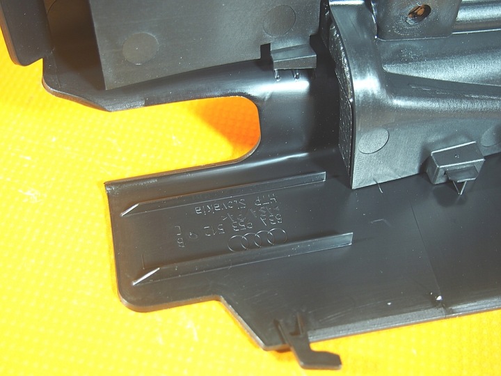 AUDI Q3 83A SB 18KM PROTECTION COLONNES DIRECTION 83A953491A 83A953512C