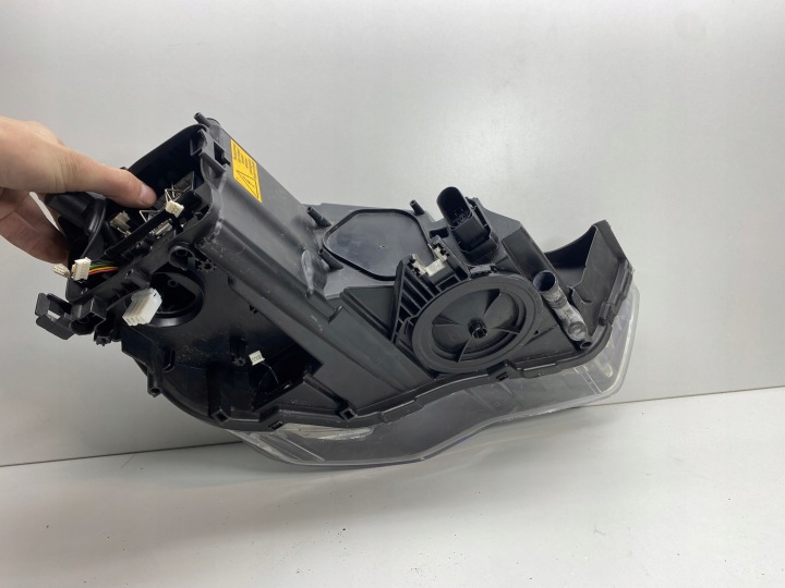 AUDI A1 PHARE GAUCHE GAUCHE AVANT AVANT XÉNON 8X0941005