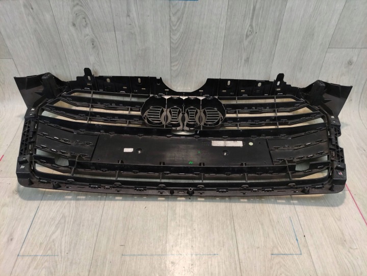 AUDI A5 8W S-LINE GRILLE CALANDRE RADIATEUR 8W6853651R