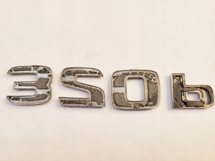 INSIGNE EMBLÈME INSCRIPTION CYFRA QUANTITÉ LITERA DIESEL W204 W205 MERCEDES 320D