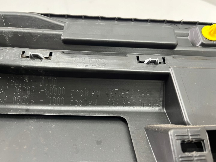 AUDI E-TRON 4KE MOULURE REVÊTEMENT PORTES ARRIÈRE ARRIÈRE GAUCHE 4KE853969