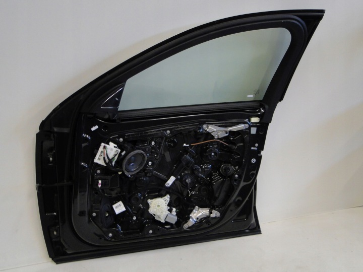 MERCEDES PORTES AVANT DROIT COULEUR GRISE 831 AVANT E CLASSE 214 W214 S214