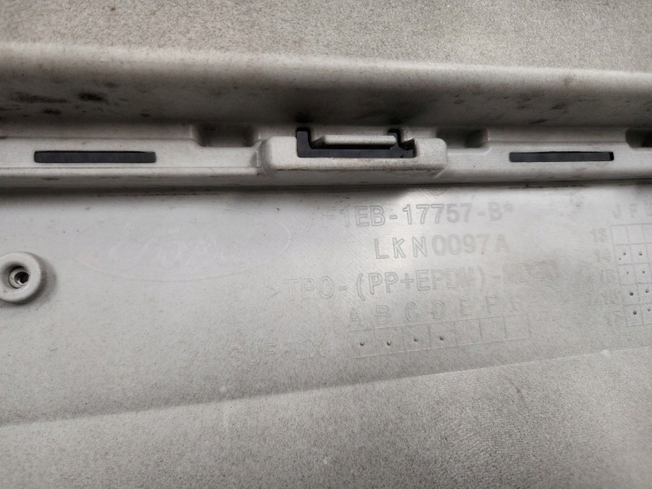 PARE-CHOCS AVANT AVANT FORD FOCUS MK3 ST LIFT F1EB-17757-B 2014-2019
