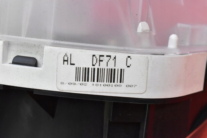 COMPTEUR TABLEAU DE BORD EUROPE D01J55430 MAZDA 2 II DE 1.5 16V 103 KM 07-10