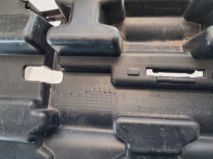 FORD MONDEO MK5 V GLISSIÈRE PARE-CHOCS ARRIÈRE ARRIÈRE UNIVERSEL DS73-17E899-S