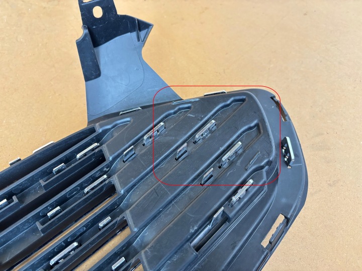 CALANDRE GRILLE PARE-CHOCS AVANT FORD MONDEO V MK5