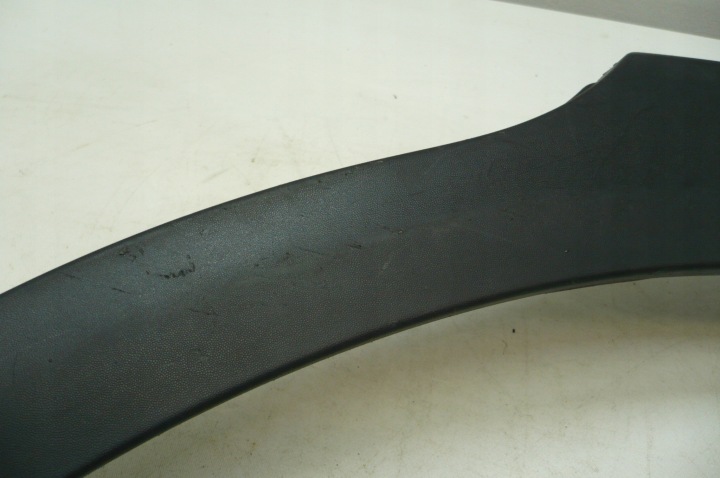 KIA STONIC MOULURE GARDE-BOUE GAUCHE ARRIÈRE