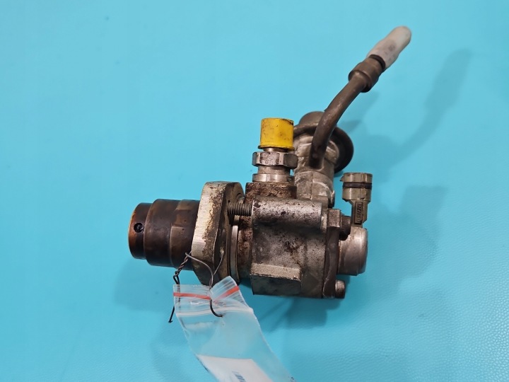 POMPE POMPE CARBURANTS TOYOTA AVENSIS I T22 2.0 VVTI 23100-28030