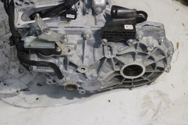 MOTEUR ÉLECTRIQUE BOÎTE DE VITESSES ZOE KANGOO MAQ601 290106283R 5AQ601