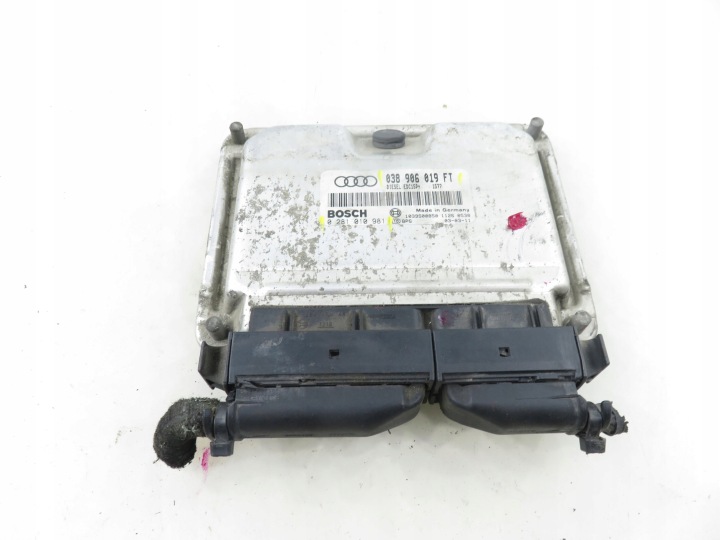CONTRÔLEUR AUDI A3 8L 1.9 TDI 038906019FT 0281010981