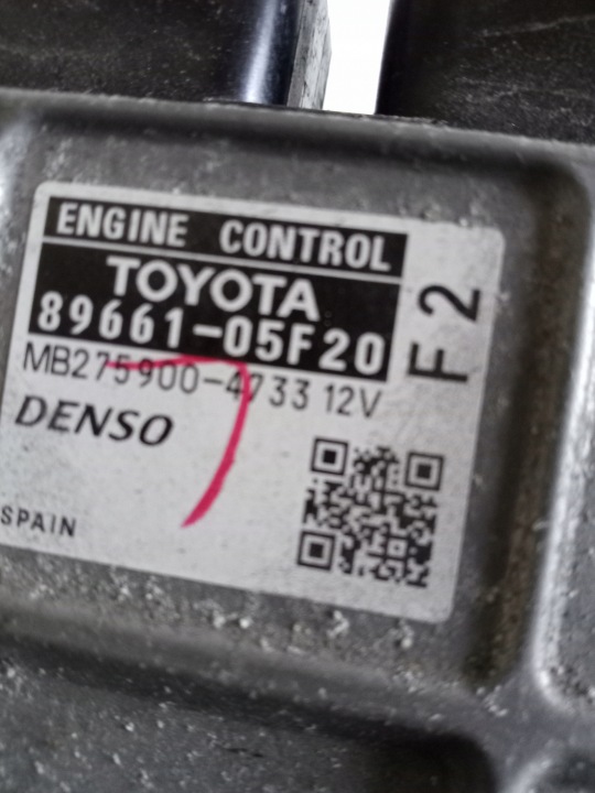 TOYOTA AVENSIS T27 12-15 LIFT 124KM 2,0 D-4D CONTRÔLEUR KIT