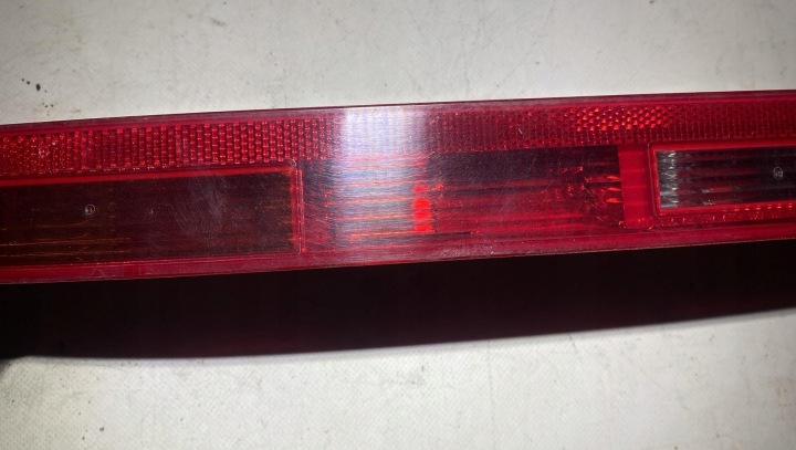 PHARE ARRIÈRE DROITE CÔTÉ AUDI Q7 4L0945096