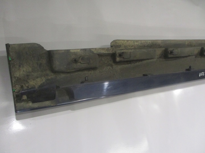 MOULURE SEUIL GAUCHE VOLVO V40 II UNIVERSEL 498-46 31395042