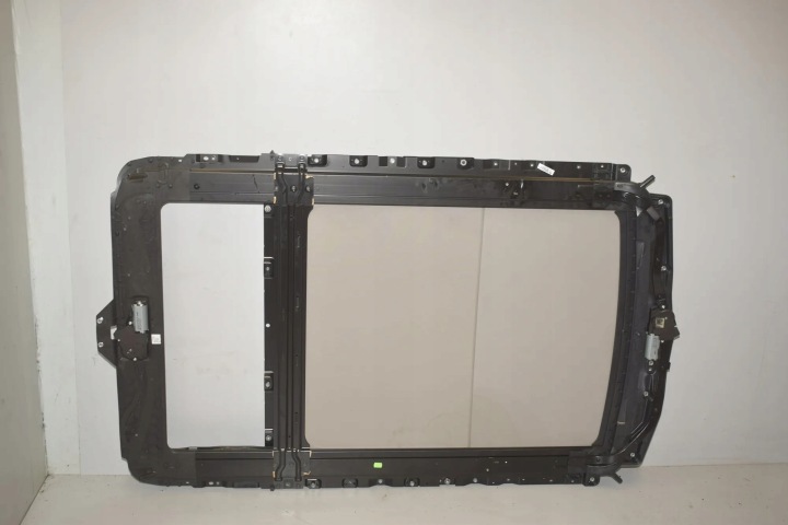 TOIT OUVRANT BMW 5 TOURING (F11) 54107237960 31406991 3.0L 150KW 2011