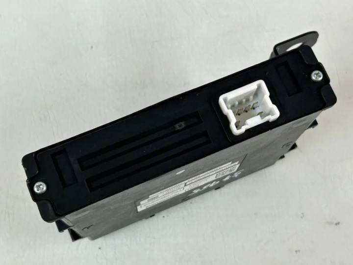 RENAULT CLIO KOMPUTERY MODULES CONTRÔLEURS 1.6 E-TECH 140 P29M7006