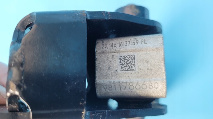 PEUGEOT 508 II 22R POIGNÉE COUSSIN MOTEUR 9811786680 POIGNÉE 9834284080