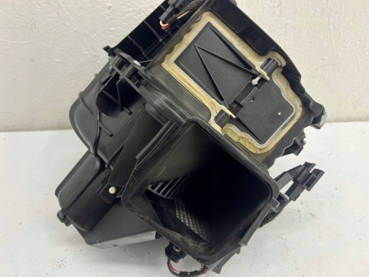 VENTILATEUR RÉCHAUFFEURS EUROPE COMPLÈTE BMW F10 F11 9243950 9220847