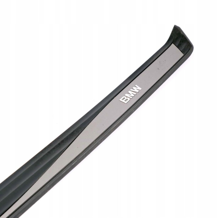 BMW E60 E61 PROTECTION MOULURE SEUIL DROIT AVANT