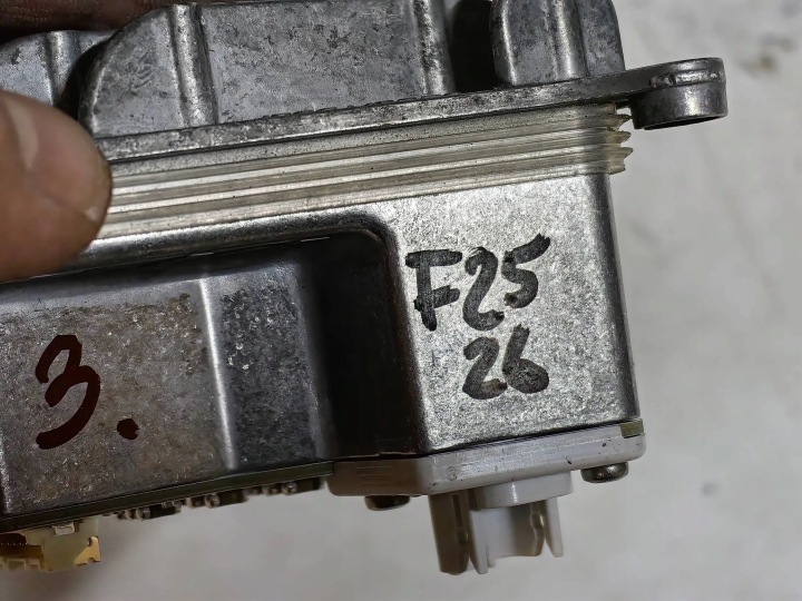 BMW X3 F25 MODULE JEZ LED GAUCHE RECOMMANDÉ