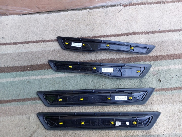 BAGUETTES SEUIL INTERNE BMW F30 ALPINA B3 13R