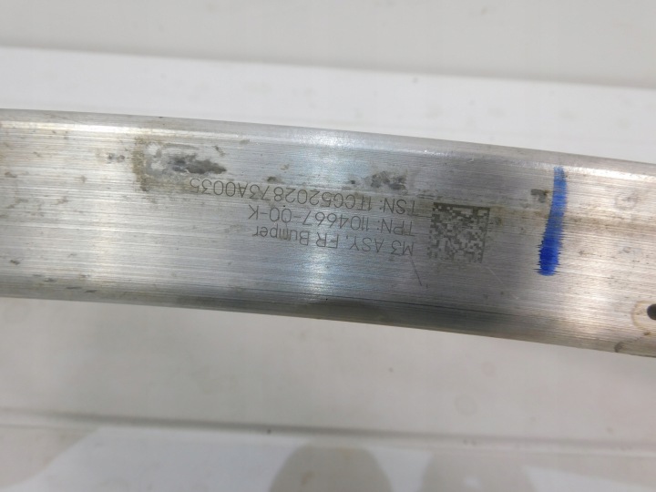 TESLA III 3 POUTRE AVANT AVANT 1104667-00-K