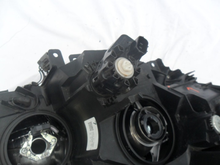 MAZDA CX5 CX-5 PROJECTEUR GAUCHE AVANT PHARE GAUCHE AVANT AVANT