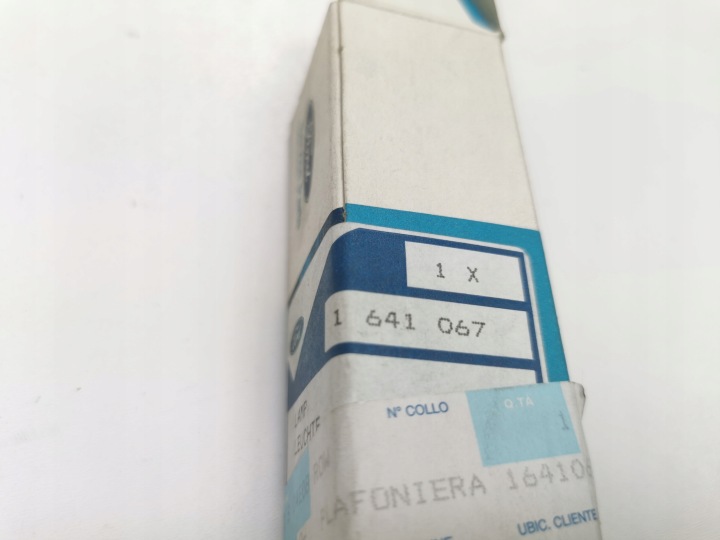 AMPOULE ÉCLAIRAGE CABINES FORD TRANSIT 1985- OE 1641067