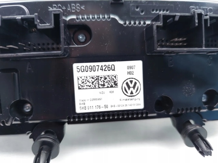 VW GOLF PANNEAU CLIMATISATION 1.6 TDI DIESEL 77KW (105 HP) 5G0907426Q 2014