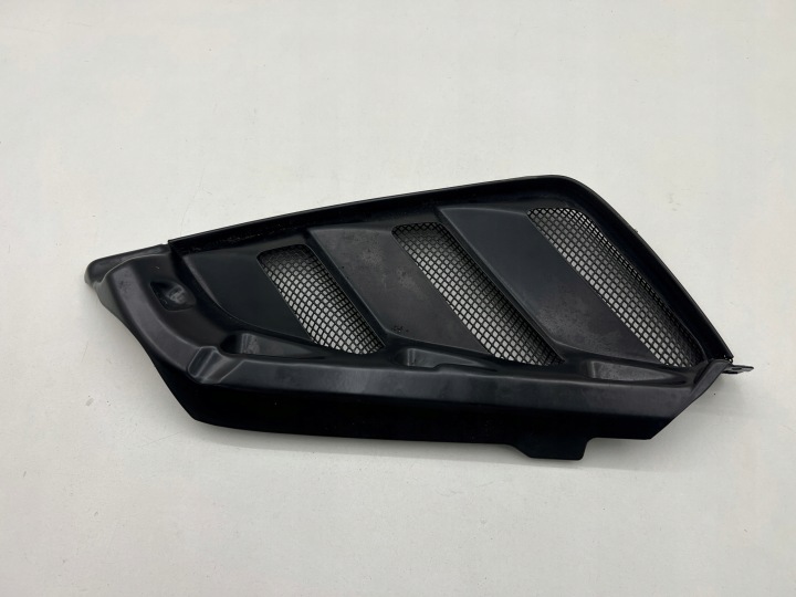 GRILLE CALANDRE COUVERCLES DE COFFRE ARRIÈRE FERRARI 488 SPIDER 87667000