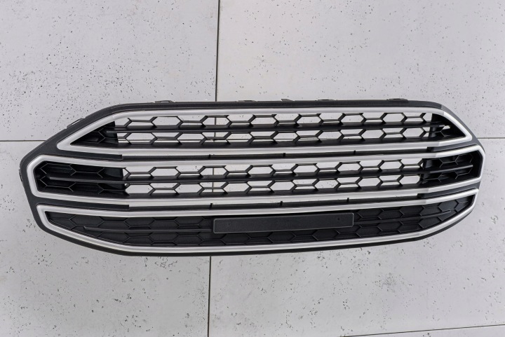 FORD ECOSPORT MK2 II 2012-2017 GRILLE AVANT CALANDRE RADIATEUR CN1517B968