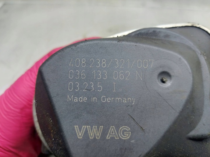 PAPILLON DES GAZ VW POLO IV 9N 1.2 036133062N