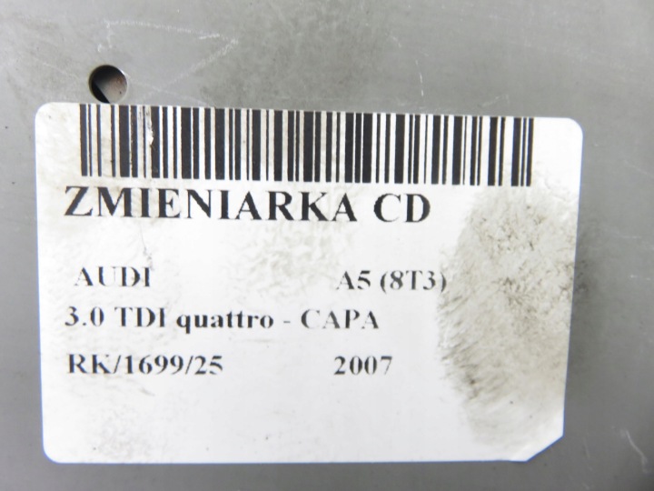 CHANGEUR CD AUDI A5 (8T3) 8T1035110A
