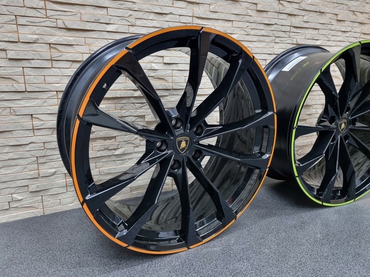 LAMBORGHINI URUS 23 RUEDAS LLANTAS WHEELS ORIGINAL 