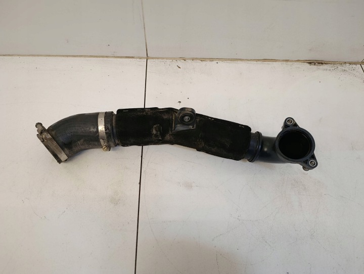 TUYAU TUYAU FIL ÉCHANGEUR D'AIR DE SURALIMENTATION VW TIGUAN II 2 5NA 2.0 TDI