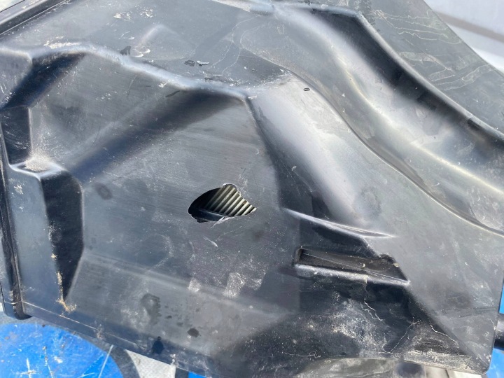 AUDI A4 A5 8W CHÂSSIS FILTRE AIR 8W0133835AB