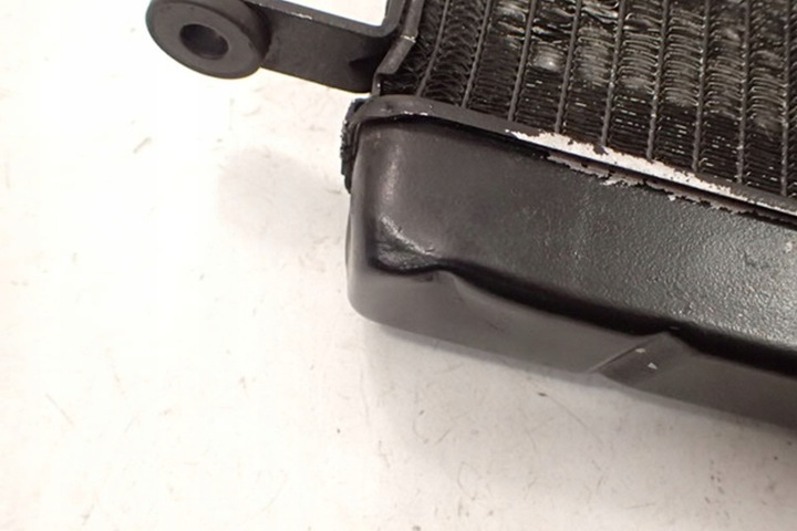 YAMAHA YZF 600 THUNDERCAT RADIATEUR