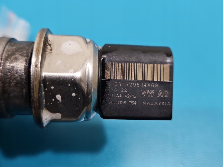 MOULURE INJECTION CAPTEURS SKODA OCTAVIA III 04L130089F 04L130764B 1.6 TDI