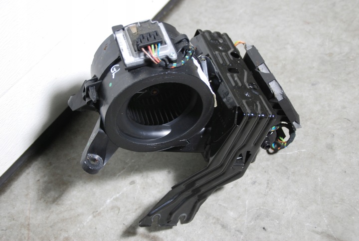 MERCEDES 164 VENTILATEUR ARRIÈRE A1648300008 2208209210