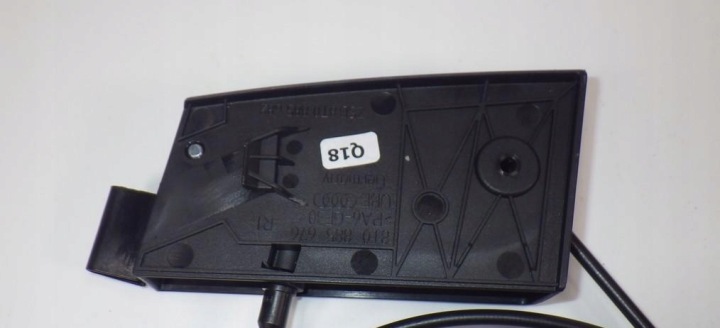 POIGNÉE ABAISSEMENT SIÈGE CÂBLE AUDI RS5 8T0885676