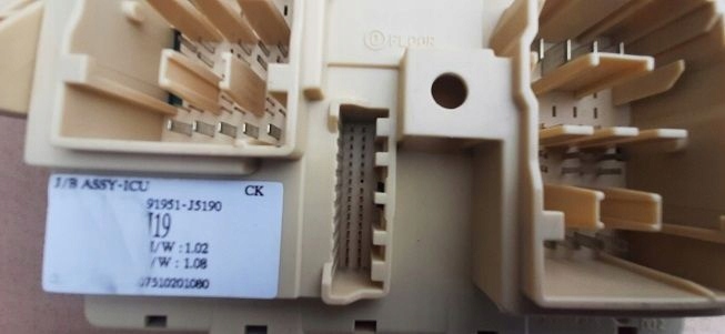 BOÎTE FUSIBLES FUSIBLE KIA STINGER 91951-J5190
