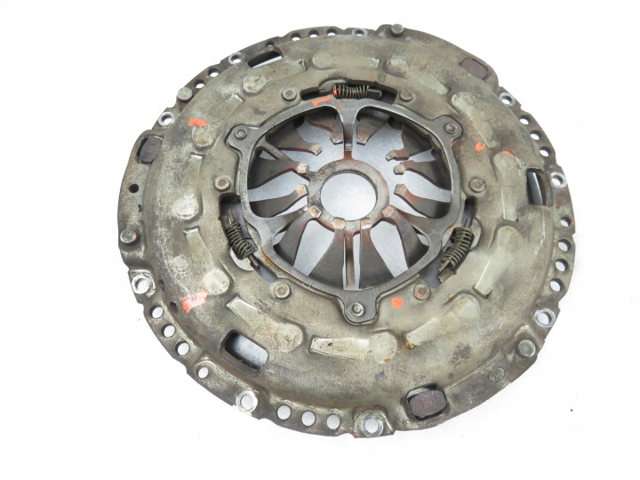 VOLANT BIMASSE VW PASSAT B6 1.9 TDI 123042610 323064110