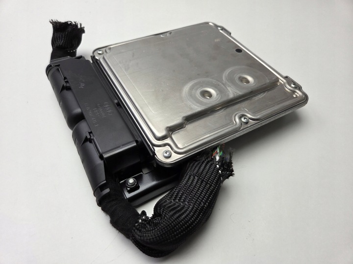 ORDINATEUR CONTRÔLEUR MOTEUR 0281012270 4F0907401B AUDI A6 C6 3.0 TDI