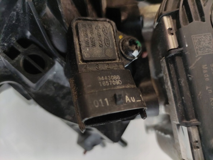 KIA NIRO PAPILLON DES GAZ 0280750680