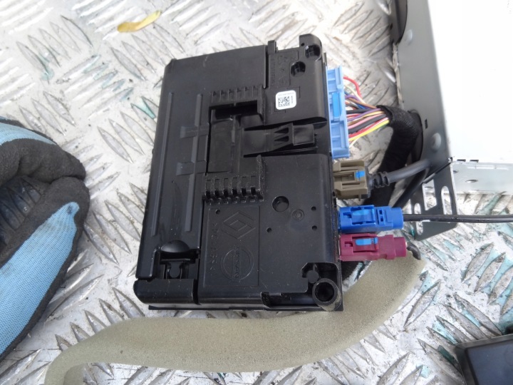 RENAULT ARKANA 2022 NAVIGATION MONITEUR RADIO 259154610R EUROPE ORIGINAL