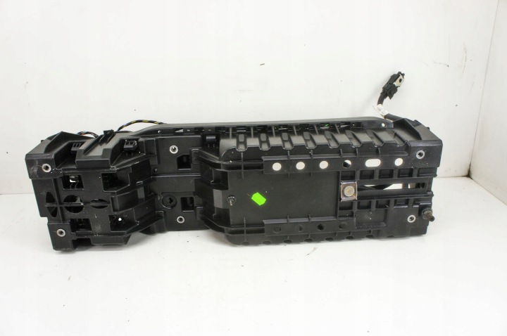 PL060 OPEL ASTRA K V 1.0I SUPPORT BATTERIE DISTRIBUTEUR COURANT 39023242